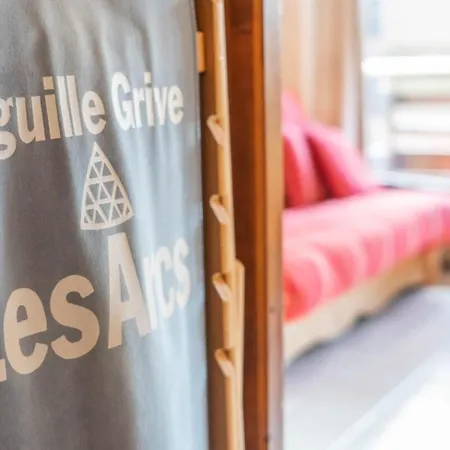 Studio With Parking And Swimming Pool Ideally Located Apartment Chamonix