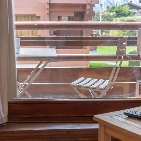 Studio With Parking And Swimming Pool Ideally Located *